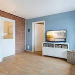 35 Strandlaeuferkoje Id 177 * Böhl